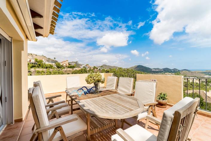 Image No.6-4 Bed Villa / Detached for sale