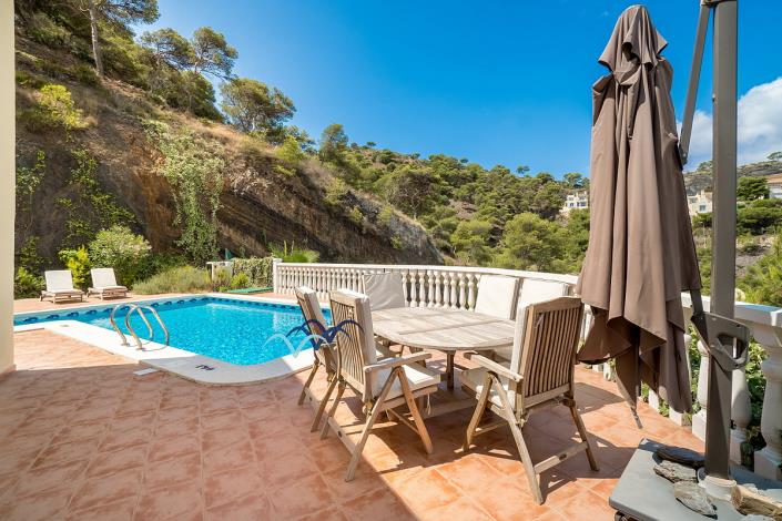 Image No.26-4 Bed Villa / Detached for sale