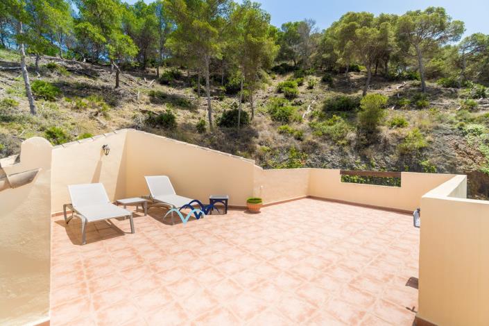 Image No.15-4 Bed Villa / Detached for sale