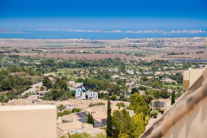 Image No.17-4 Bed Villa / Detached for sale