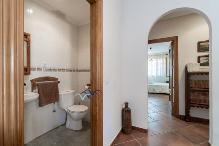 Image No.32-5 Bed Villa / Detached for sale