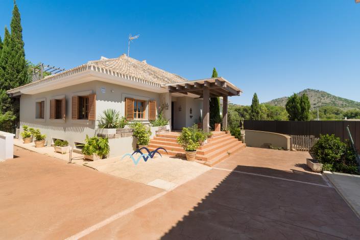 Image No.60-5 Bed Villa / Detached for sale