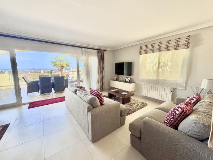 Image No.8-2 Bed Apartment for sale