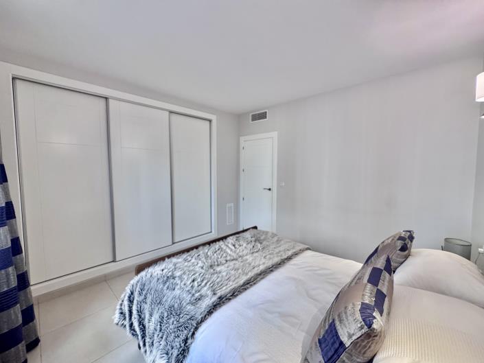 Image No.11-2 Bed Apartment for sale