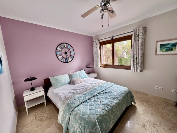 Image No.13-4 Bed Villa / Detached for sale