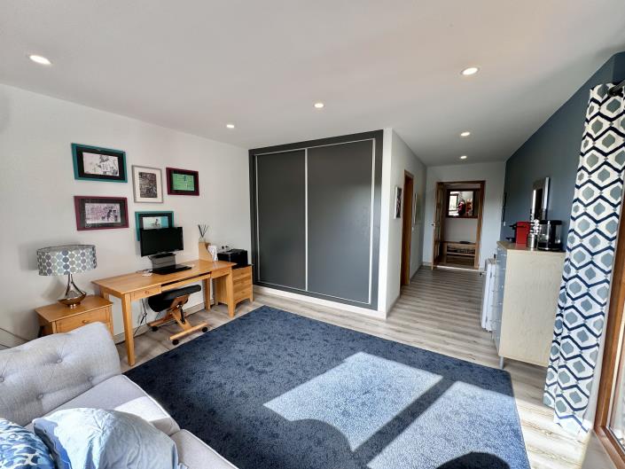 Image No.19-4 Bed Villa / Detached for sale