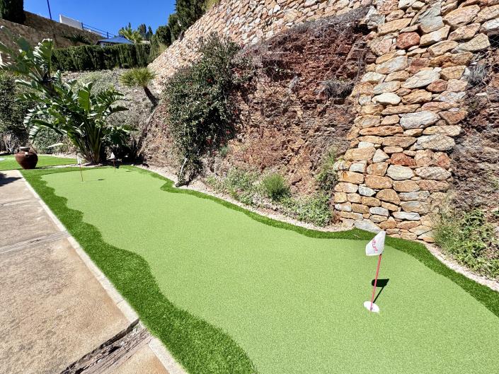 Image No.29-4 Bed Villa / Detached for sale