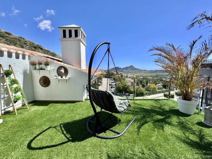 Image No.11-4 Bed Villa / Detached for sale