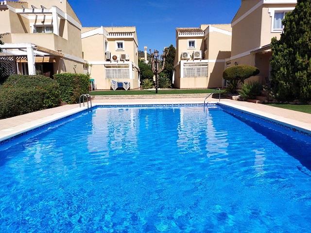 Image No.16-3 Bed Semi-Detached for sale