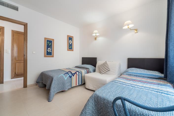 Image No.24-2 Bed Apartment for sale