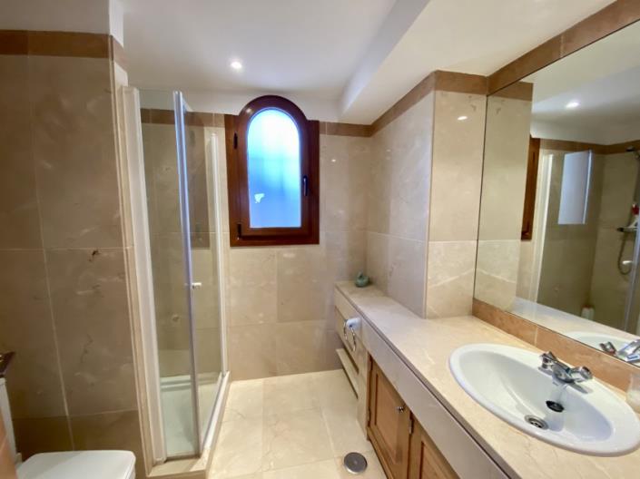 Image No.39-3 Bed Apartment for sale