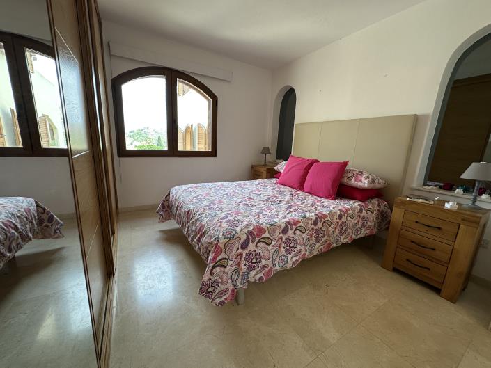 Image No.37-3 Bed Apartment for sale