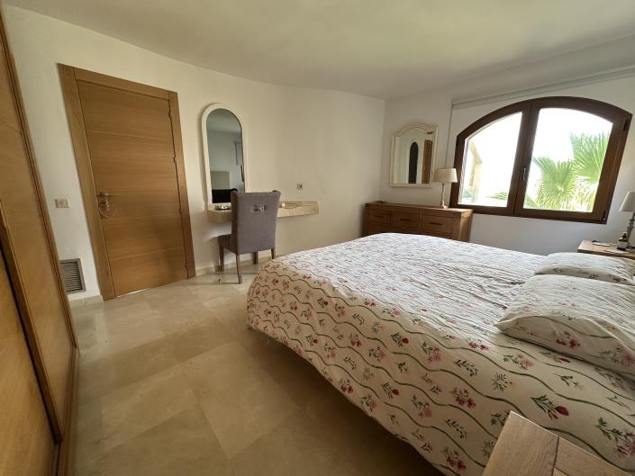 Image No.27-3 Bed Apartment for sale