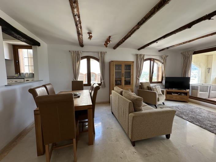 Image No.18-3 Bed Apartment for sale