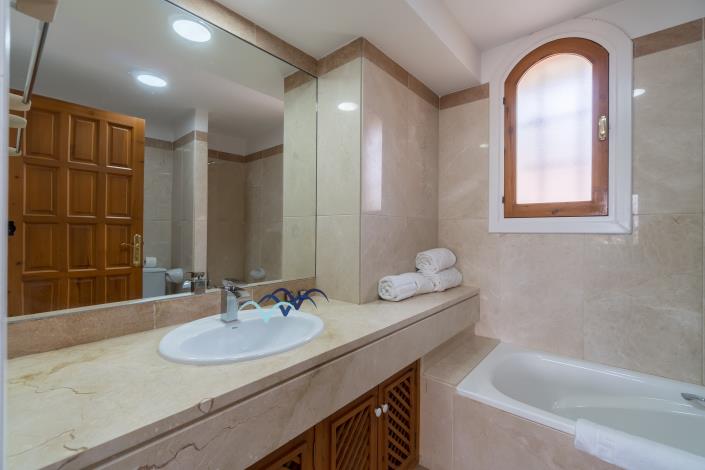 Image No.38-3 Bed Penthouse for sale