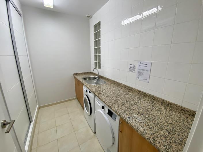 Image No.22-5 Bed Semi-Detached for sale