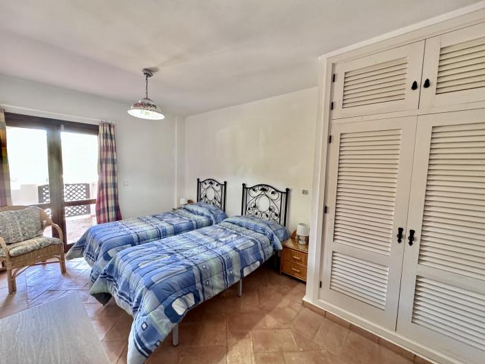 Image No.30-7 Bed Villa / Detached for sale