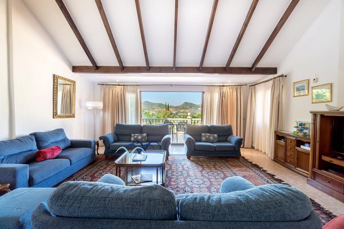 Image No.4-6 Bed Villa / Detached for sale