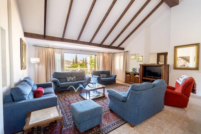 Image No.5-6 Bed Villa / Detached for sale