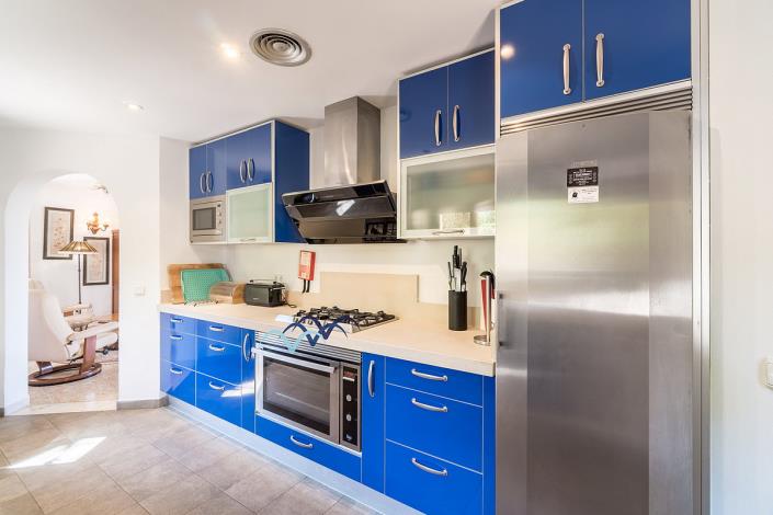 Image No.13-6 Bed Villa / Detached for sale