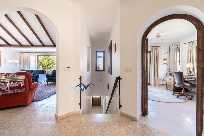 Image No.21-6 Bed Villa / Detached for sale