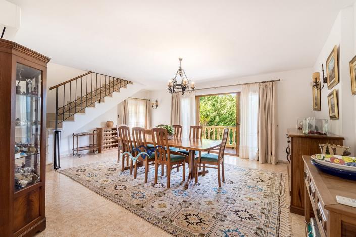 Image No.25-6 Bed Villa / Detached for sale