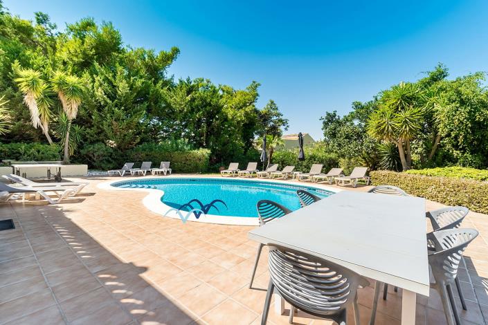 Image No.37-6 Bed Villa / Detached for sale