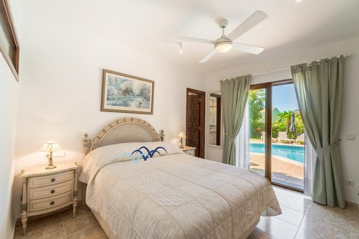 Image No.38-6 Bed Villa / Detached for sale