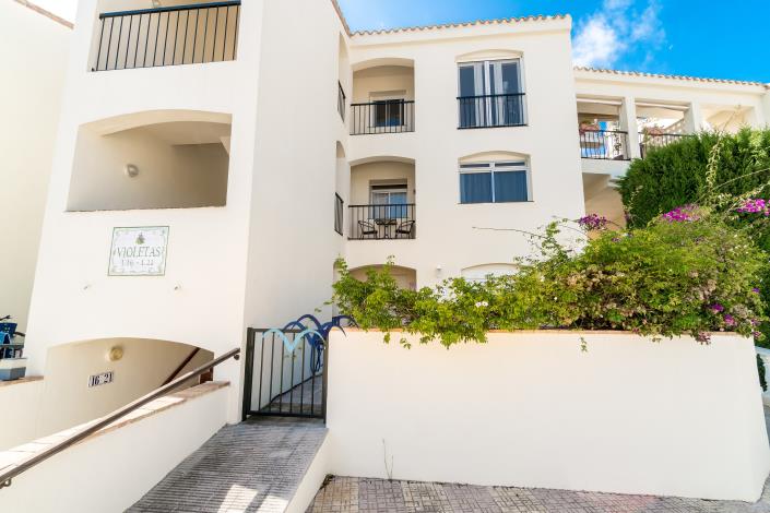 Image No.34-2 Bed Apartment for sale