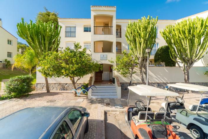 Image No.29-2 Bed Apartment for sale