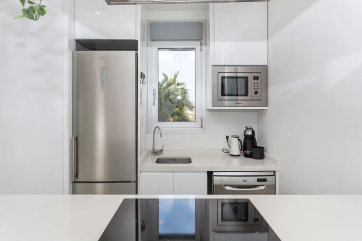 Image No.12-3 Bed Property for sale