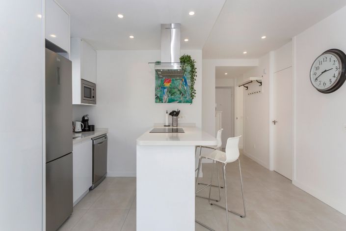 Image No.13-3 Bed Property for sale