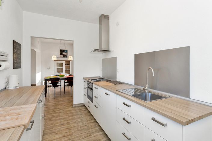 Image No.4-2 Bed Property for sale