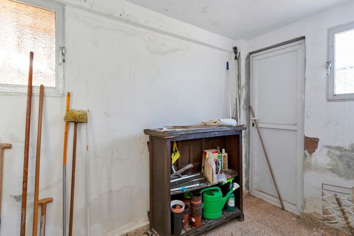 Image No.35-2 Bed Property for sale