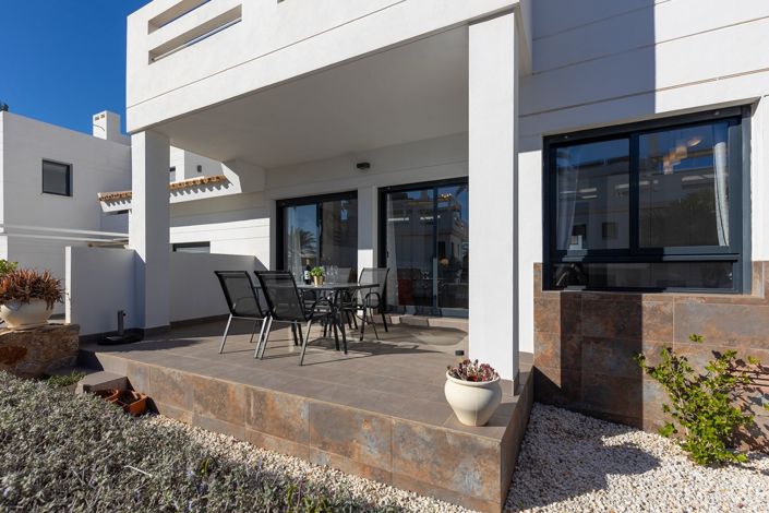 Image No.26-2 Bed Property for sale