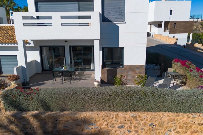 Image No.3-2 Bed Property for sale