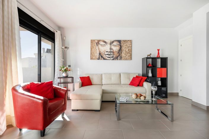 Image No.6-2 Bed Property for sale