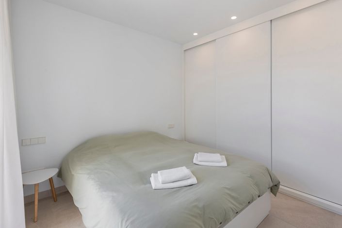 Image No.12-3 Bed Villa for sale