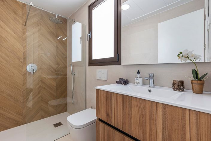 Image No.15-3 Bed Villa for sale