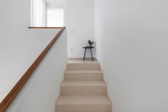 Image No.28-3 Bed Villa for sale