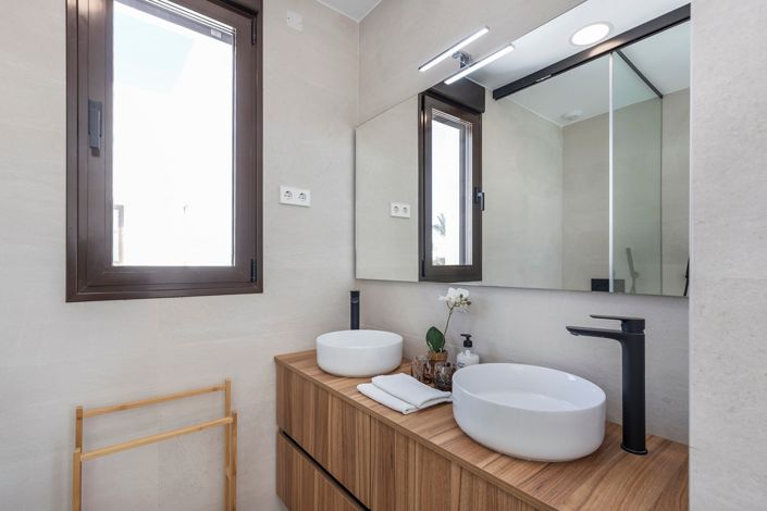 Image No.32-3 Bed Villa for sale