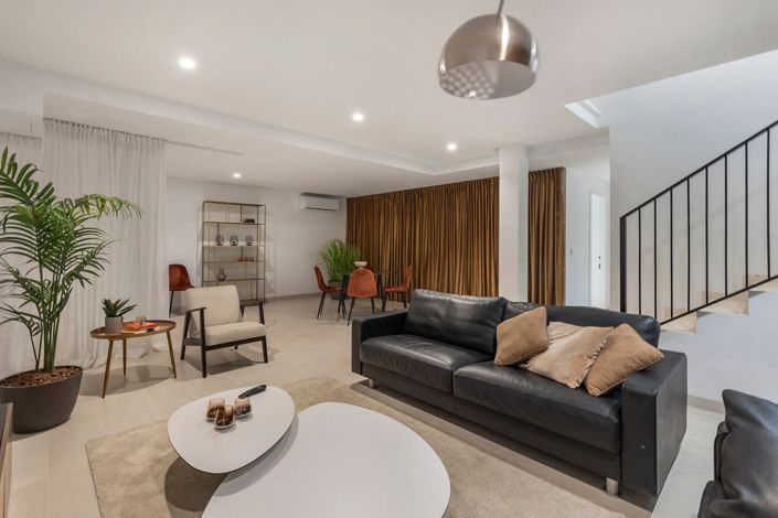 Image No.5-3 Bed Villa for sale