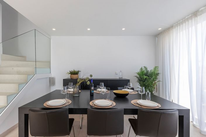 Image No.8-3 Bed Villa for sale