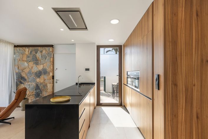 Image No.9-3 Bed Villa for sale