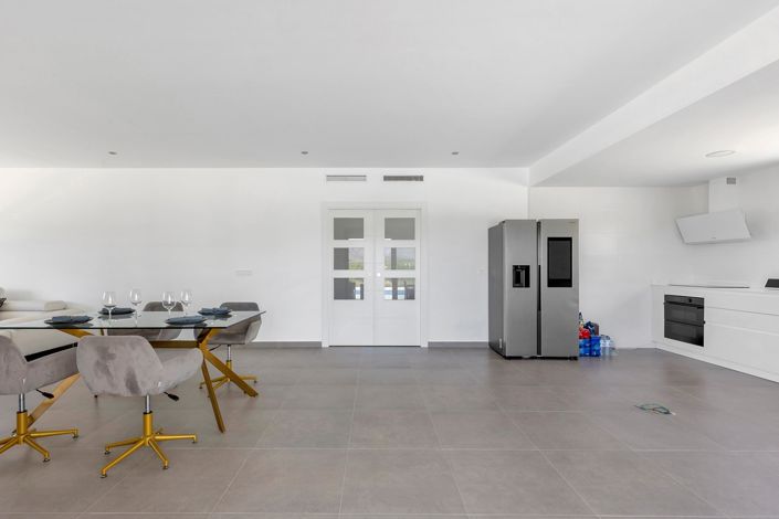 Image No.15-3 Bed Villa for sale