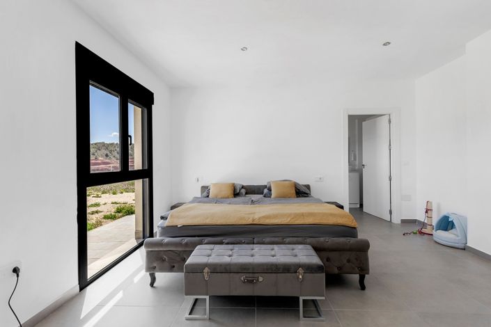 Image No.16-3 Bed Villa for sale