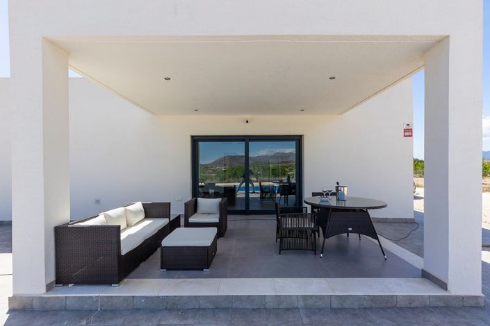 Image No.25-3 Bed Villa for sale