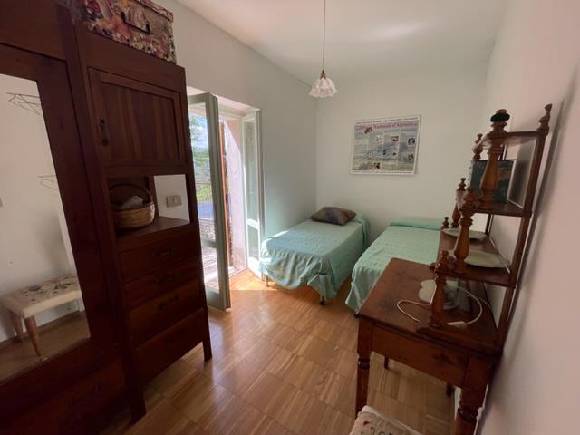 Image No.21-2 Bed Apartment for sale