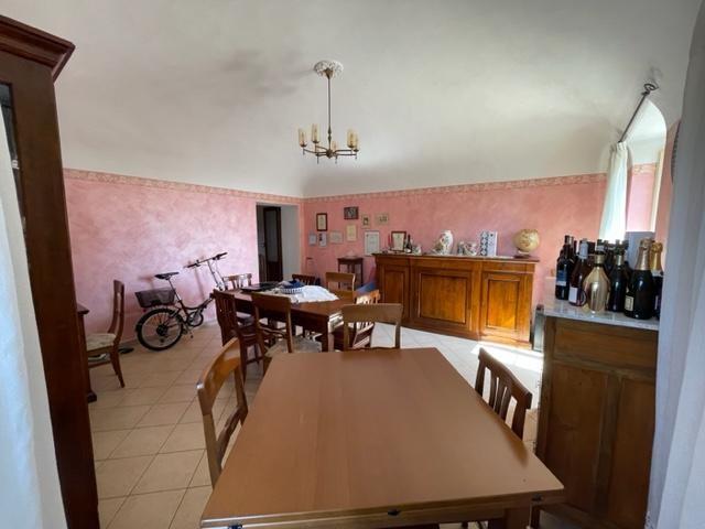 Image No.9-3 Bed Townhouse for sale