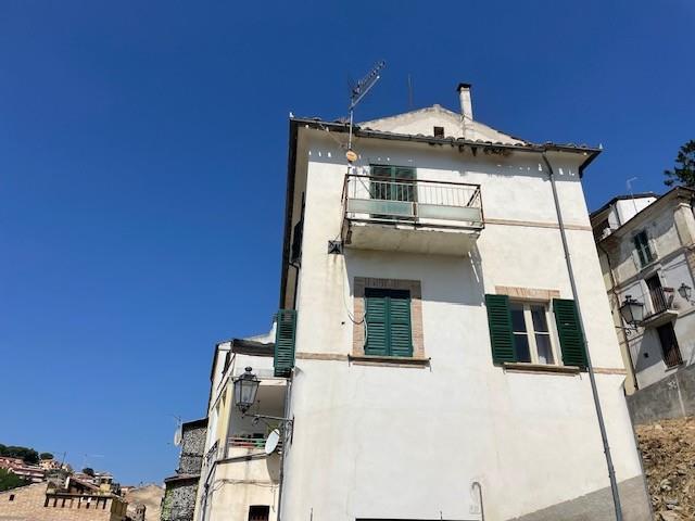 Image No.46-3 Bed Townhouse for sale